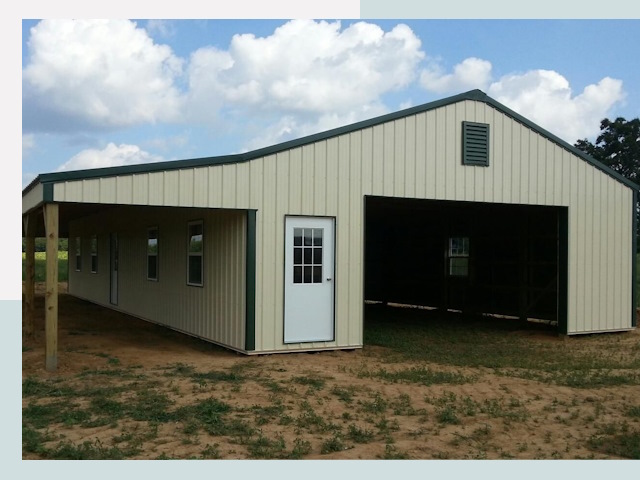 Строительство конюшен в Королёве